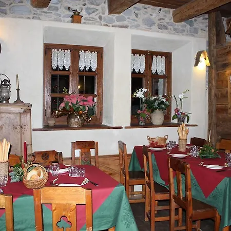 Farmház Barba Gust Cesana Torinese