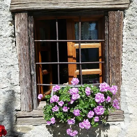 Barba Gust Farmház Cesana Torinese